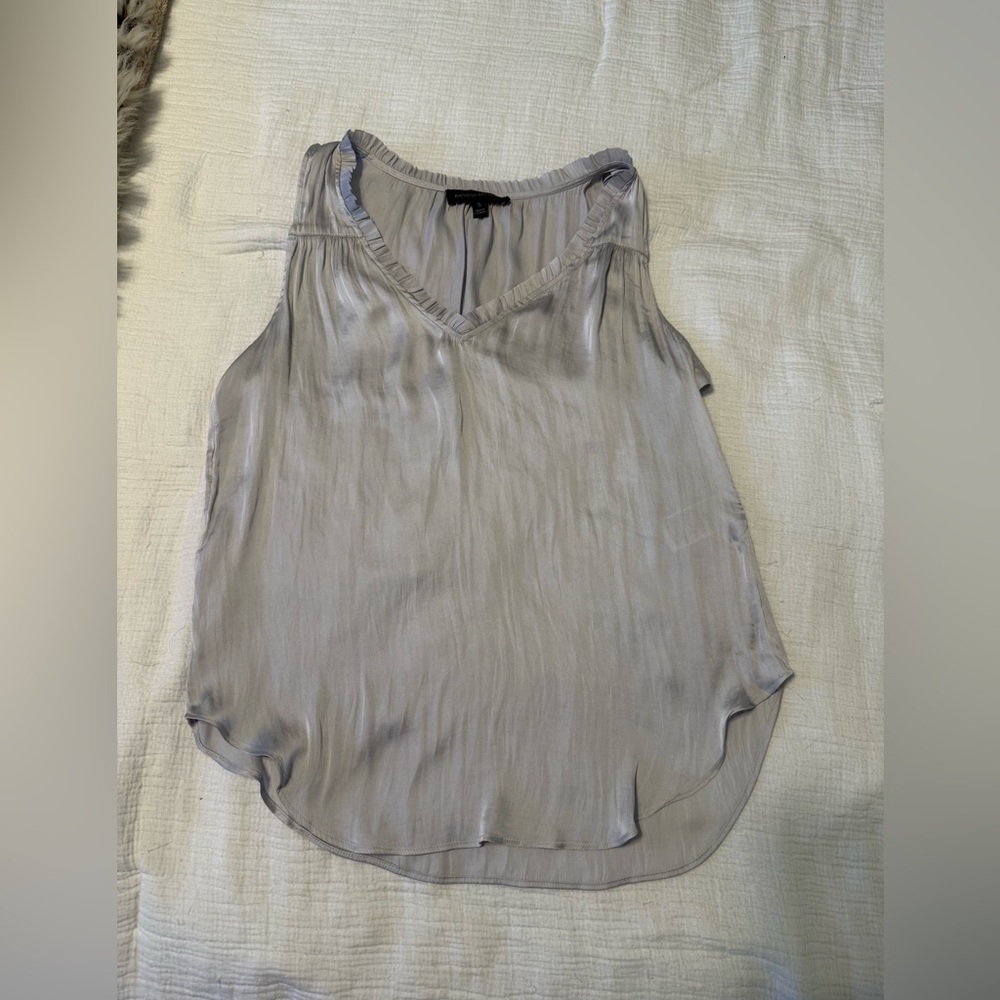 Banana Republic sleeveless top in metallic silver size small